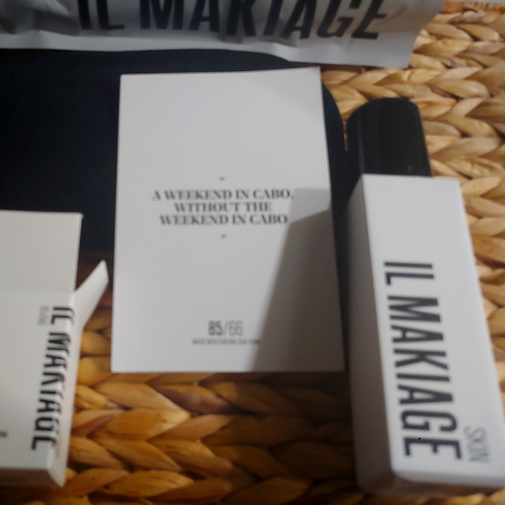 IL Makiage Skin Sun Foam w/mitt & brush